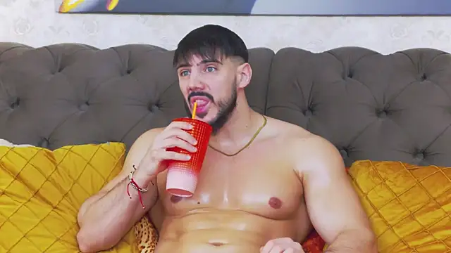 Snapshot of DustinKeent chatting on February 12, 2026, 5:40 am DustinKeent online show from February 12, 2026, 5:40 am