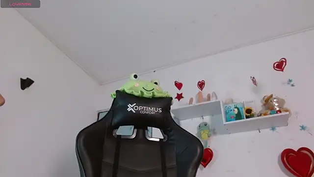 miss valery2 online show from February 22, 2026, 2:36 am