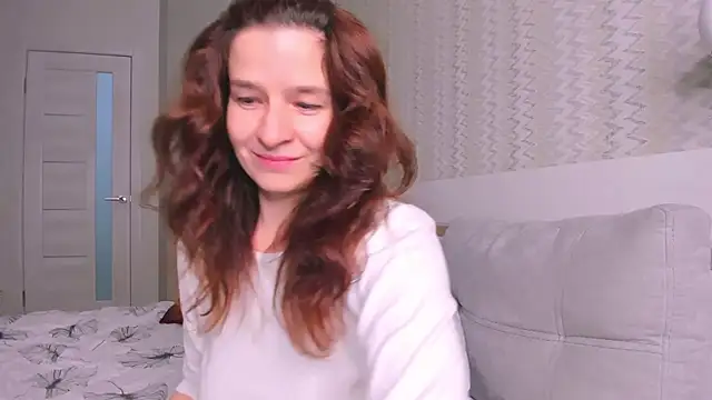 Clear Angel online show from November 14, 2025, 10:35 pm