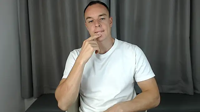 Snapshot of heilgarbest chatting on December 3, 2025, 11:53 am heilgarbest online show from December 3, 2025, 11:53 am