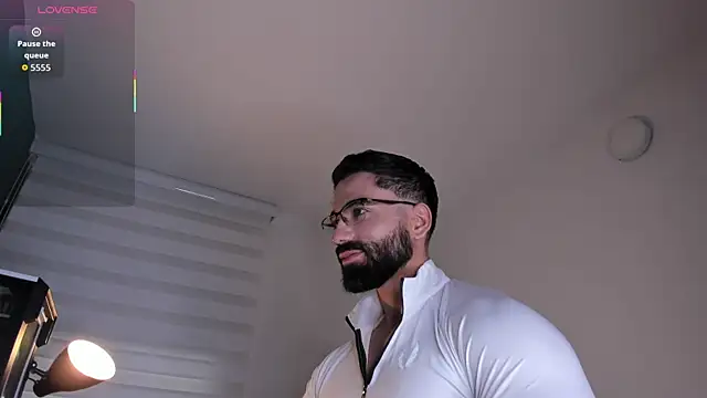 Snapshot of edrick_walton1 chatting on June 10, 2026, 12:06 pm edrick walton1 online show from June 10, 2026, 12:06 pm