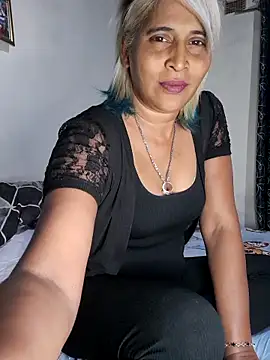 Goodgirlsue 77 online show from June 11, 2026, 12:02 pm