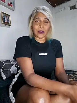 Goodgirlsue 77 online show from June 8, 2026, 3:01 pm