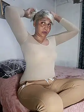 Goodgirlsue 77 online show from July 5, 2026, 6:59 pm