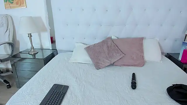 Snapshot of Isla_Scott chatting on March 20, 2026, 11:44 am Isla Scott online show from March 20, 2026, 11:44 am