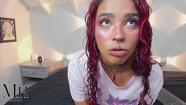 MizzHell online show from October 28, 2025, 12:48 pm