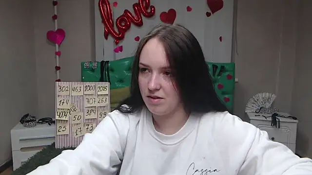 IsabelBlackberry online show from October 7, 2025, 5:08 am