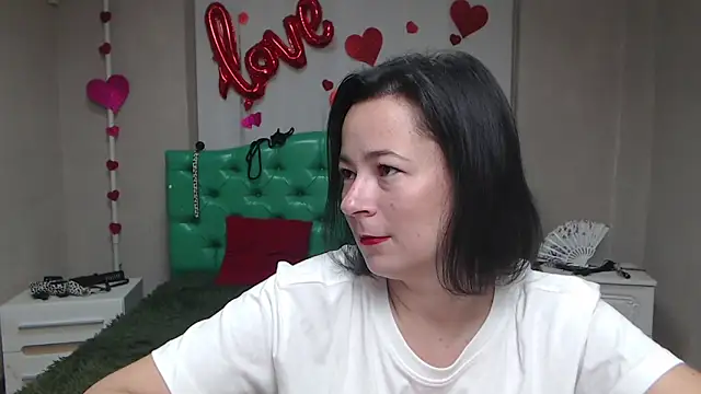 MarieSho online show from September 9, 2025, 5:28 am