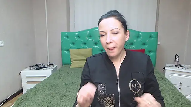 ElizabethSho online show from January 26, 2025, 3:17 am