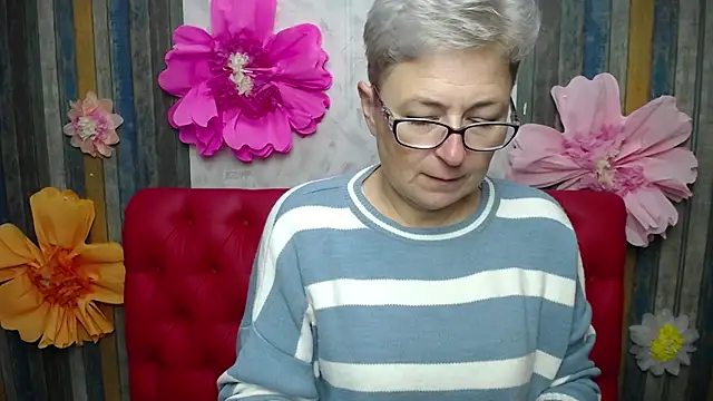 EmiliaGree online show from October 17, 2025, 11:12 am