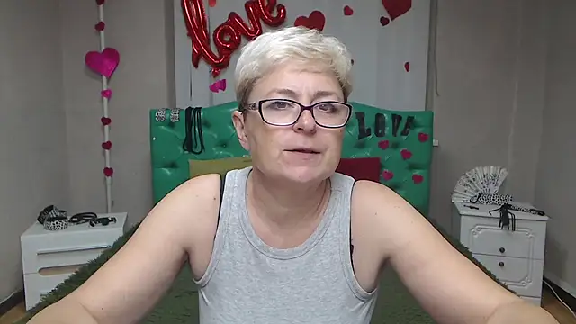 EmiliaGree online show from October 11, 2025, 5:08 am