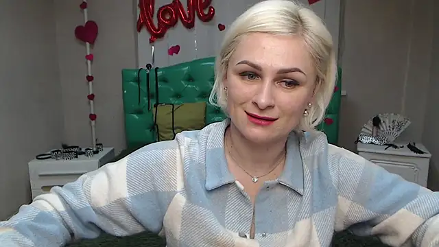 OliviaHorst online show from March 12, 2025, 9:23 am