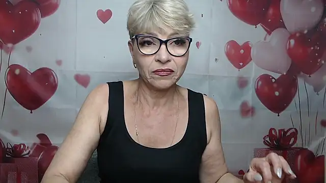 Snapshot of EllaBonito chatting on July 5, 2026, 5:58 am EllaBonito online show from July 5, 2026, 5:58 am