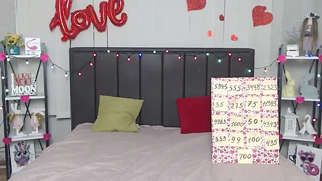 LauraHlot online show from March 19, 2025, 4:55 pm