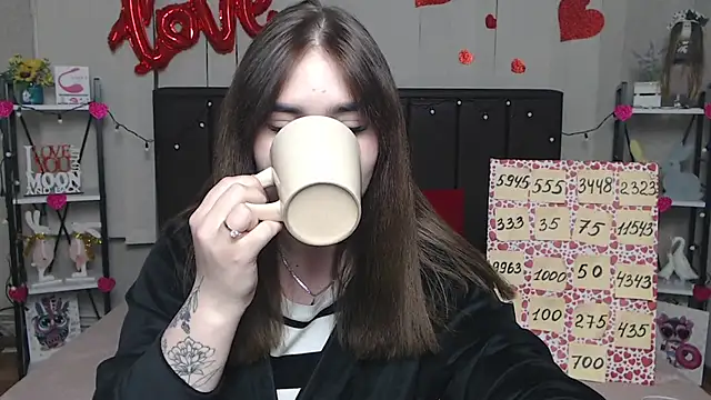 LauraHlot online show from March 17, 2025, 12:21 am