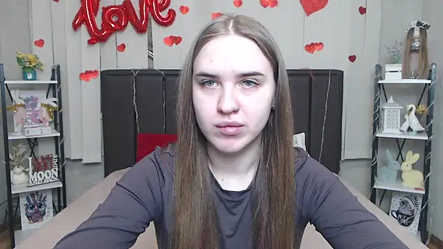 LauraHlot online show from March 27, 2026, 7:15 pm
