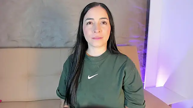 Sofia  rivera online show from October 13, 2025, 7:15 pm