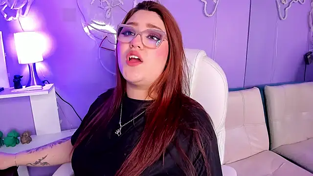 Camiila Osorio online show from January 17, 2026, 7:50 pm