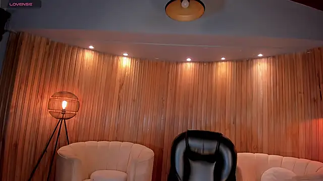 ValeriaVelvet online show from October 3, 2025, 12:06 pm