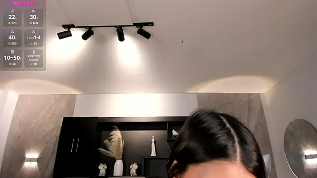 ValeriaVelvet online show from November 7, 2025, 12:10 pm