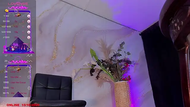 Karla-Ebony online show from October 10, 2025, 2:07 pm