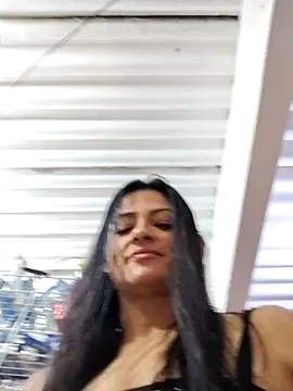 Linda Lars online show from April 22, 2026, 1:45 am