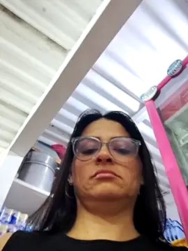 Linda Lars online show from April 28, 2026, 2:21 am