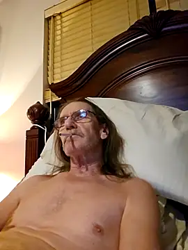 coolbrease10 online show from February 18, 2025, 9:21 am