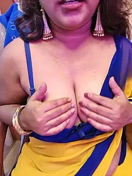 Snapshot of nisha_baby2 chatting on August 1, 2026, 1:58 am nisha baby2 online show from August 1, 2026, 1:58 am