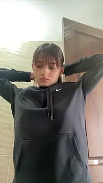 Snapshot of Arilw chatting on February 24, 2026, 3:13 pm Arilw online show from February 24, 2026, 3:13 pm