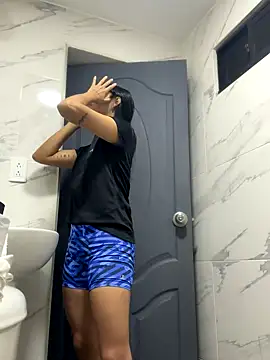 Arilw online show from October 10, 2025, 1:23 pm