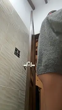 Snapshot of Arilw chatting on March 26, 2026, 8:01 am Arilw online show from March 26, 2026, 8:01 am