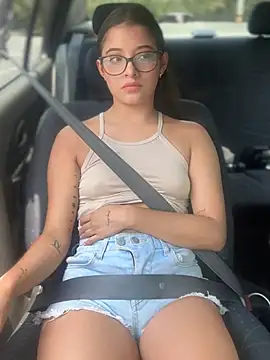 Arilw online show from March 15, 2025, 4:54 pm