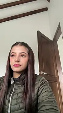 Snapshot of Arilw chatting on March 17, 2026, 12:19 pm Arilw online show from March 17, 2026, 12:19 pm