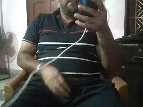 boyplay1000 online show from December 24, 2024, 12:55 pm