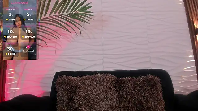 La indiia online show from September 8, 2025, 8:19 pm