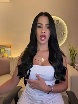 SarahhSmitth1 online show from June 20, 2026, 9:31 pm