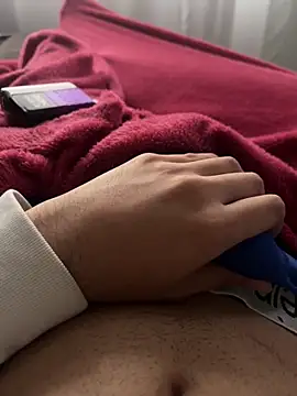 Gabriel 011ze online show from October 8, 2025, 7:36 pm