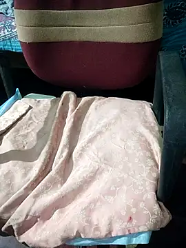 Ralisha Rani online show from November 15, 2025, 2:10 pm