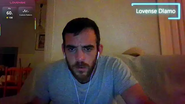 Snapshot of _NakedChef_ chatting on September 9, 2025, 2:21 am NakedChef online show from September 9, 2025, 2:21 am