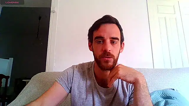 Snapshot of _NakedChef_ chatting on October 29, 2025, 8:57 am NakedChef online show from October 29, 2025, 8:57 am