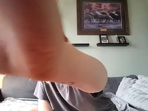 Ryan and Aurora online show from February 11, 2025, 7:44 am