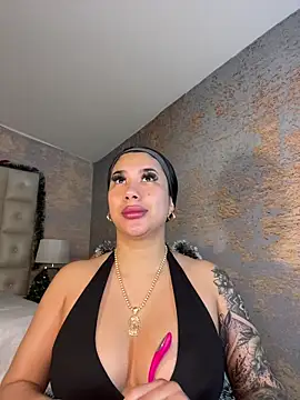 kiim taaylor online show from January 10, 2026, 11:49 am