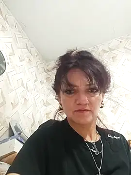 Snapshot of SweetLeila40 chatting on June 10, 2026, 11:28 pm SweetLeila40 online show from June 10, 2026, 11:28 pm