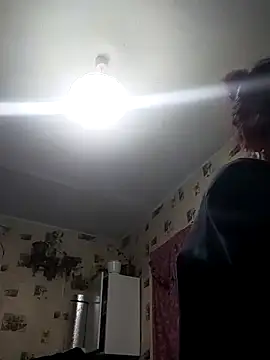 SweetLeila40 online show from February 2, 2026, 11:59 pm