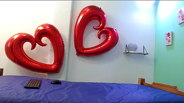 evaleribigtits18 online show from February 14, 2026, 12:22 am