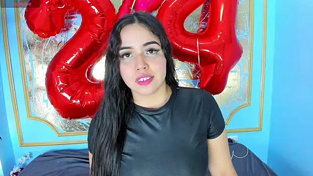 melaniecooperr online show from February 12, 2026, 4:45 am