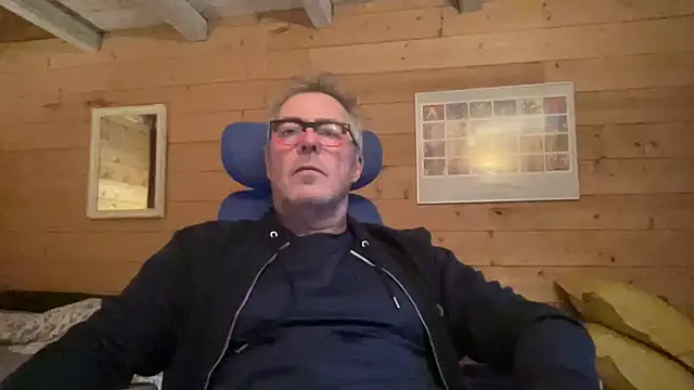 lelohop online show from December 4, 2024, 7:11 am