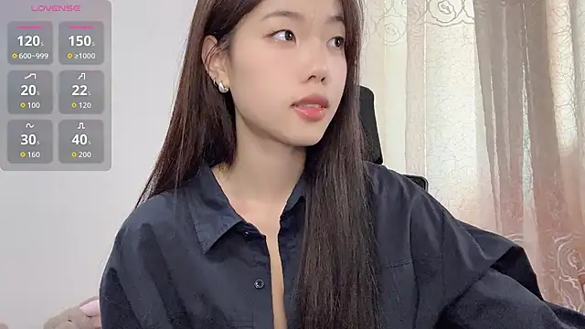 Lvy--v online show from September 16, 2025, 12:33 am