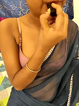 Snapshot of yhona_darling chatting on November 16, 2025, 9:25 am yhona darling online show from November 16, 2025, 9:25 am